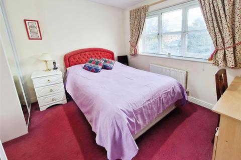 3 bedroom detached house for sale, Kinsley Drive, Manchester M28