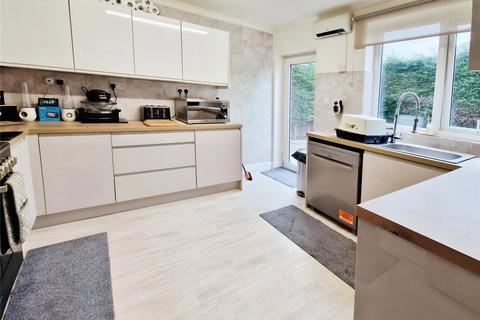 1 Lakeside Avenue, Worsley, Manchester, M28 3FH