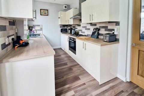 2 bedroom end of terrace house for sale, Queen Street, Bolton BL4