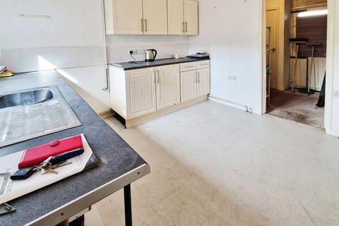 6 Mort Fold, Little Hulton, Manchester, M38 9GY