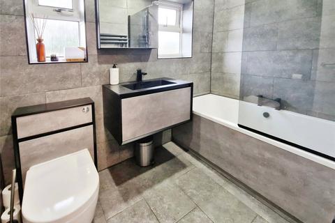 207 Kenyon Way, Little Hulton, Manchester, M38 0DJ