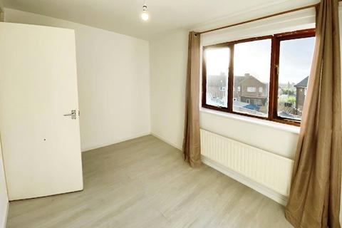 8 Lidgett Close, Little Hulton, Manchester, M38 9NN