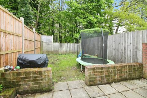32 Albury Close, Chatham, ME5 8UW