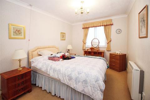 2 bedroom flat for sale, Walderslade Centre, Chatham ME5