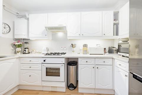53 Berkeley Close, Abbots Langley, WD5 0XD