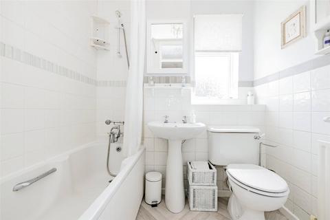 53 Berkeley Close, Abbots Langley, WD5 0XD