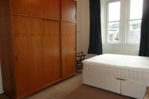 1 bedroom flat to rent, Milton Street, Edinburgh, EH8 8EZ