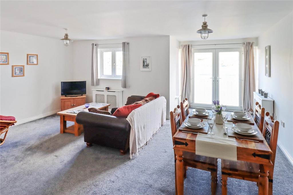 Living / Dining Room