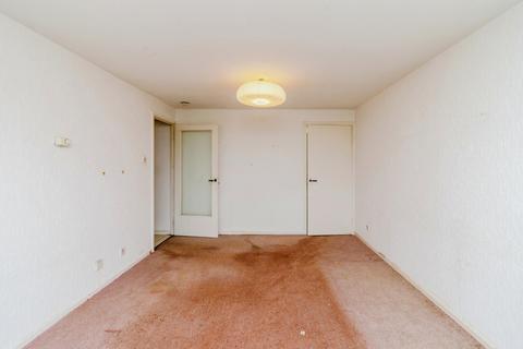 Flat 20, Camborne Court Camborne Road, Walsall, WS5 3JE