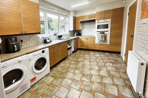 10 Birchfields Road, Willenhall, WV12 4PH