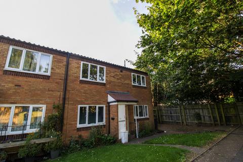 2 bedroom maisonette for sale, Drovers Walk, Northampton, NN2