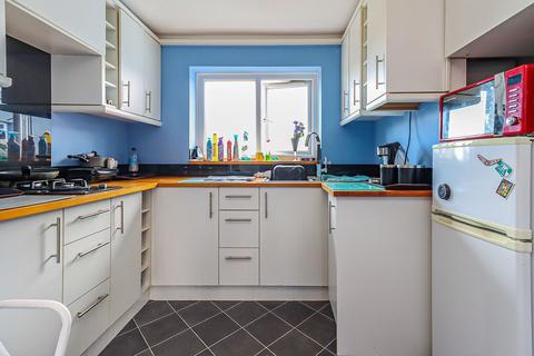 2 bedroom flat for sale, Severn Drive, Telford TF1