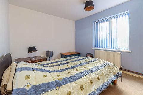 2 bedroom flat for sale, Severn Drive, Telford TF1
