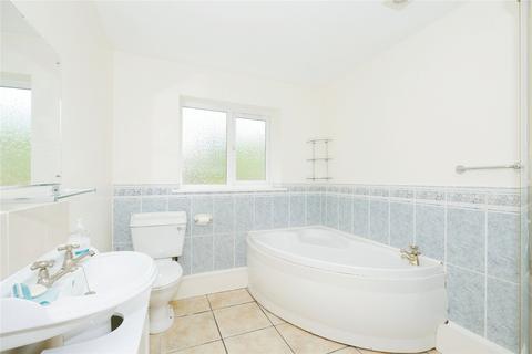 8 Howthorne Fields, Cleator, CA23 3DL