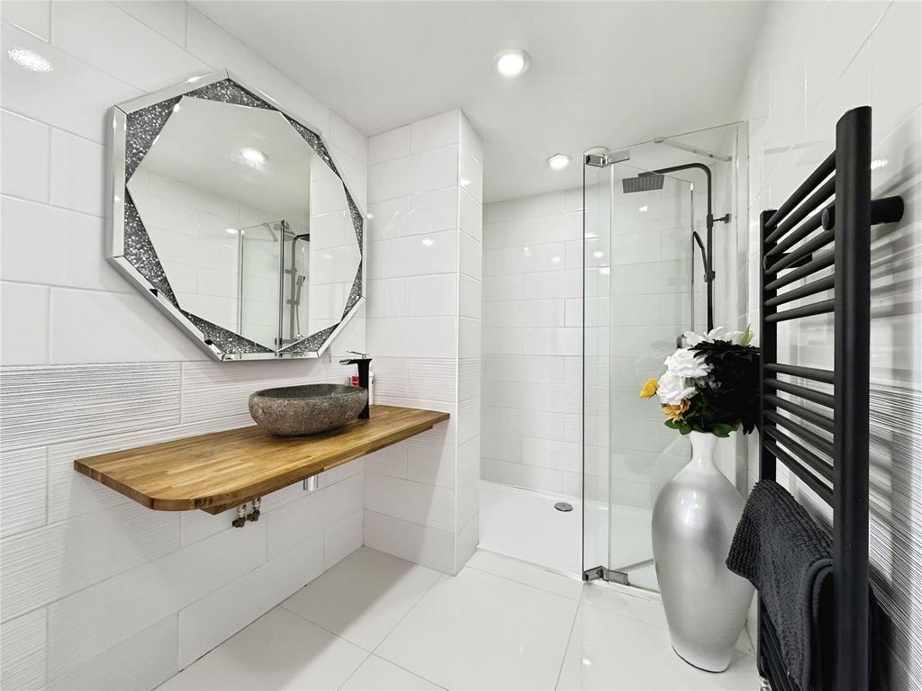 Ensuite 2