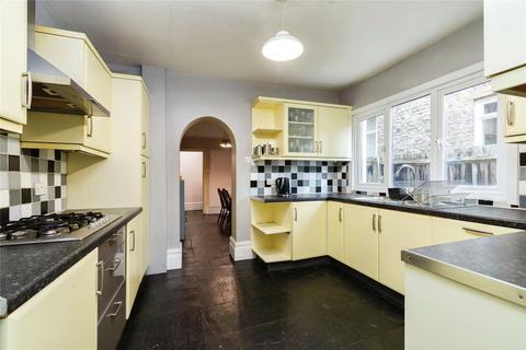 16 Onslow Gardens, Wallington, SM6 9QN