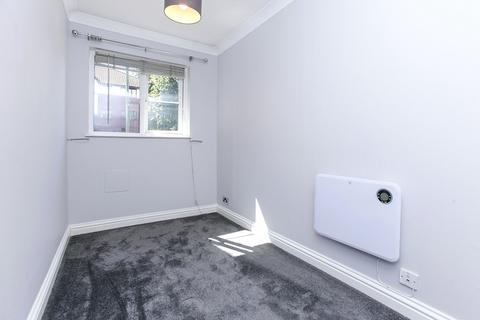 Flat 1, 1 Clover Way, Wallington, SM6 7HB