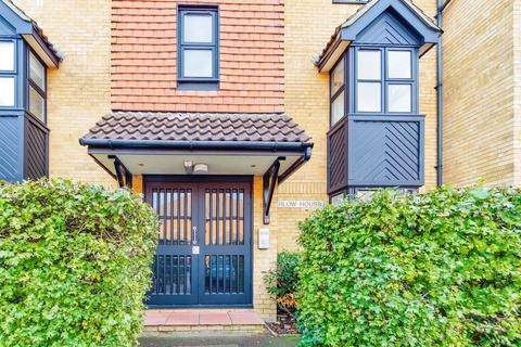 1 bedroom flat for sale, Kingston Gardens, Croydon CR0