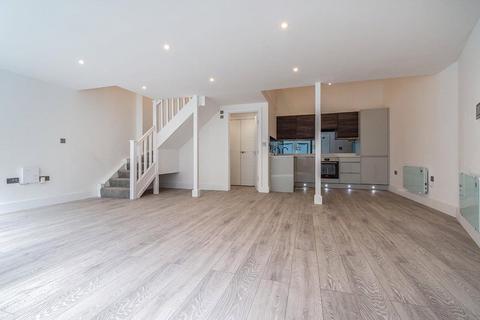 2 bedroom flat for sale, Restmor Way, Wallington SM6