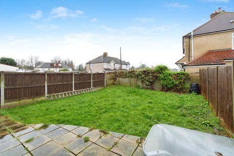 35 Gomshall Avenue, Wallington, SM6 8NY