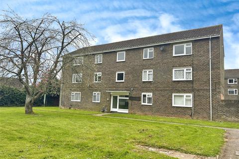 1 bedroom flat for sale, Crombie Close, Hampshire PO8