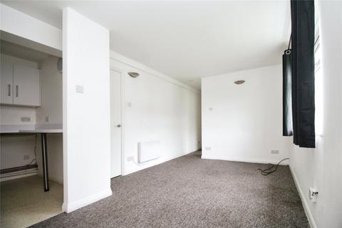 1 bedroom flat for sale, Crombie Close, Hampshire PO8