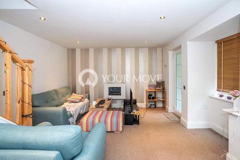 2 bedroom end of terrace house for sale, Starina Gardens, Hampshire PO7