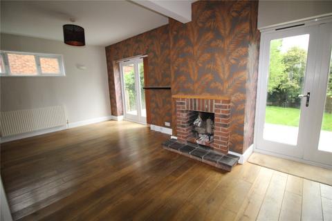 4 bedroom detached house to rent, Wrexham Grove, Hampshire PO8