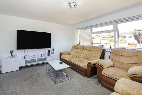 3 bedroom semi-detached house for sale, Butterworth Close, West Midlands WV14