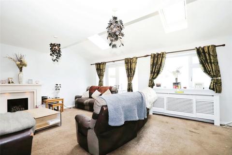 26 Finchfield Lane, Wolverhampton, WV3 8EF