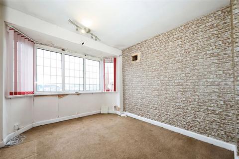 70 Durberville Road, Wolverhampton, WV2 2EZ