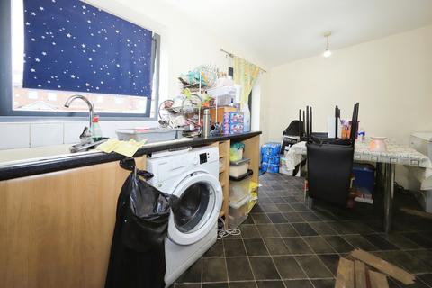 17 Fourth Avenue, Wolverhampton, WV10 9LY
