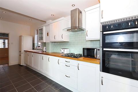 4 bedroom semi-detached house for sale, Wulfruna Gardens, West Midlands WV3