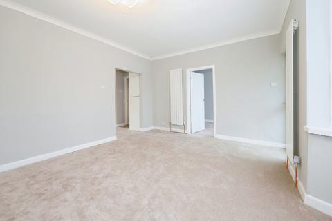 8 Dock Meadow Drive, Wolverhampton, WV4 6LE