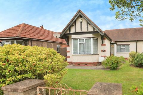 13 Aldersley Avenue, Wolverhampton, WV6 9HZ