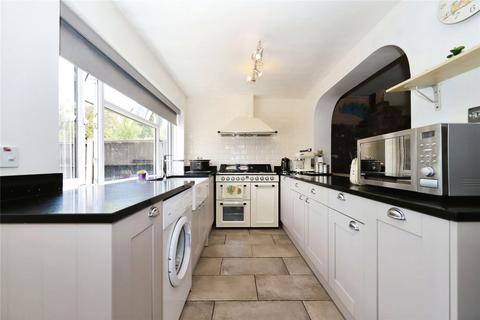 3 bedroom semi-detached house for sale, Hyde Road, West Midlands WV11