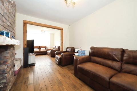 3 bedroom semi-detached house for sale, Hyde Road, West Midlands WV11