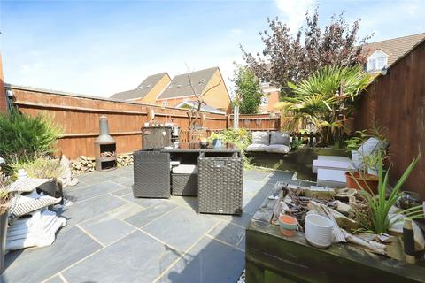 42 Smallshire Close, Wednesfield, Wolverhampton, WV11 3SL