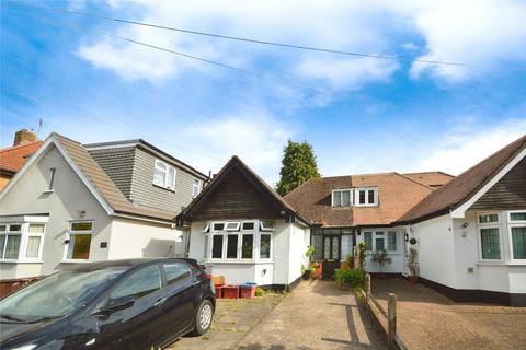 3 bedroom bungalow for sale, Grove Road, Hounslow TW3