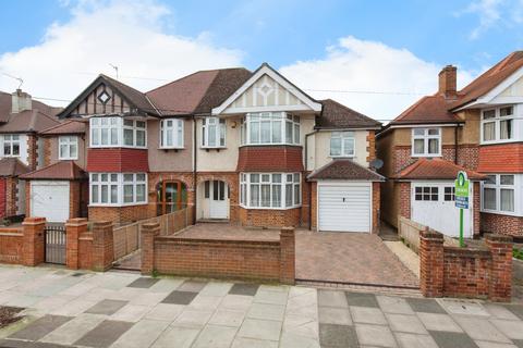 164 Percy Road, Twickenham, TW2 6JF