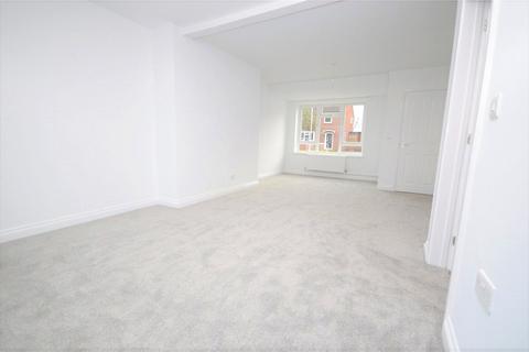 52 Beavers Crescent, Hounslow, TW4 6EX