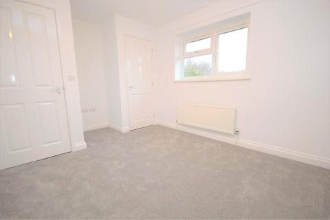 52 Beavers Crescent, Hounslow, TW4 6EX