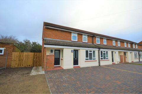 52 Beavers Crescent, Hounslow, TW4 6EX