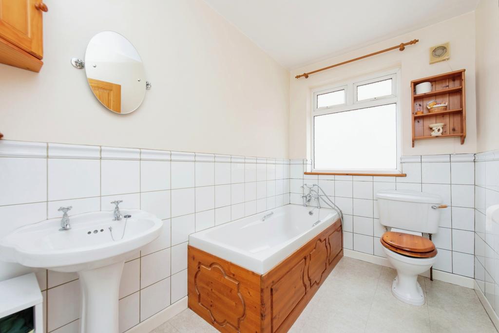 Bathroom W/C