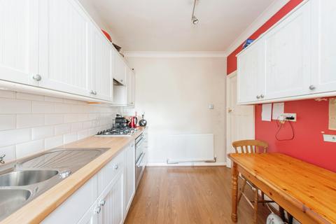131 Hall Road, Isleworth, TW7 7PD