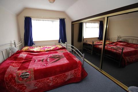 undefined, Hamilton Crescent, Hounslow TW3