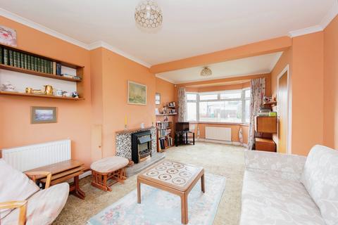 9 Hall Farm Drive, Twickenham, TW2 7PG