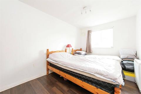 13 Perkin Close, Hounslow, TW3 3RQ