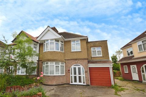 4 bedroom semi-detached house for sale, Nelson Gardens, Hounslow TW3