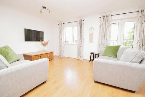33 Varsity Drive, Twickenham, TW1 1AG